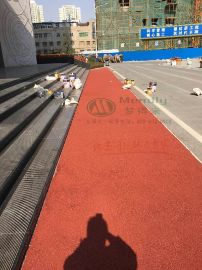 航天五一〇所 聂荣彩色路面