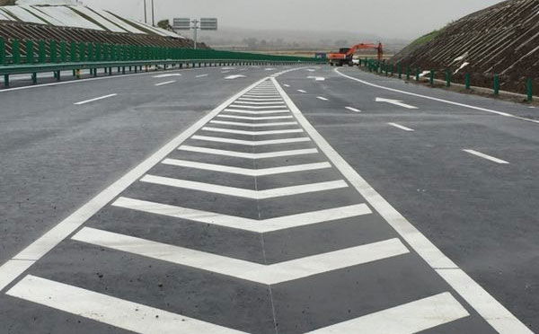 聂荣标线涂料 聂荣标线涂料