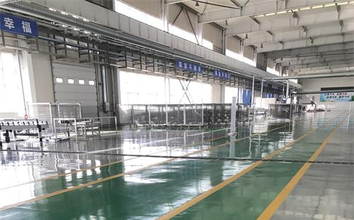 明日大雪：梦得来化工为您打造温暖而坚固的聂荣环氧地坪